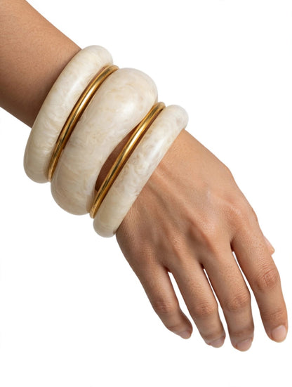 Cream Marble Acrylic Bangle Stack - Set of 5 Bangles | Ivory White Chunky Bangles | 22K Gold Plated With 1 Year Guarantee MA STORE Off-White Acrylic Bangle Set for Women - Set of 5 - Ivory Resin Bangles with Gold Bangles